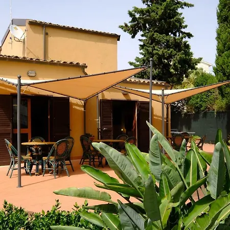Emporium Penzion 3*